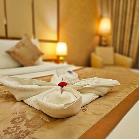 เมอริเดียน เบย์ รีสอร์ต แอนด์ สปา คันดาเปอร์ Hotel กุนดาปูร์ ภายนอก รูปภาพ