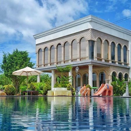 เมอริเดียน เบย์ รีสอร์ต แอนด์ สปา คันดาเปอร์ Hotel กุนดาปูร์ ภายนอก รูปภาพ