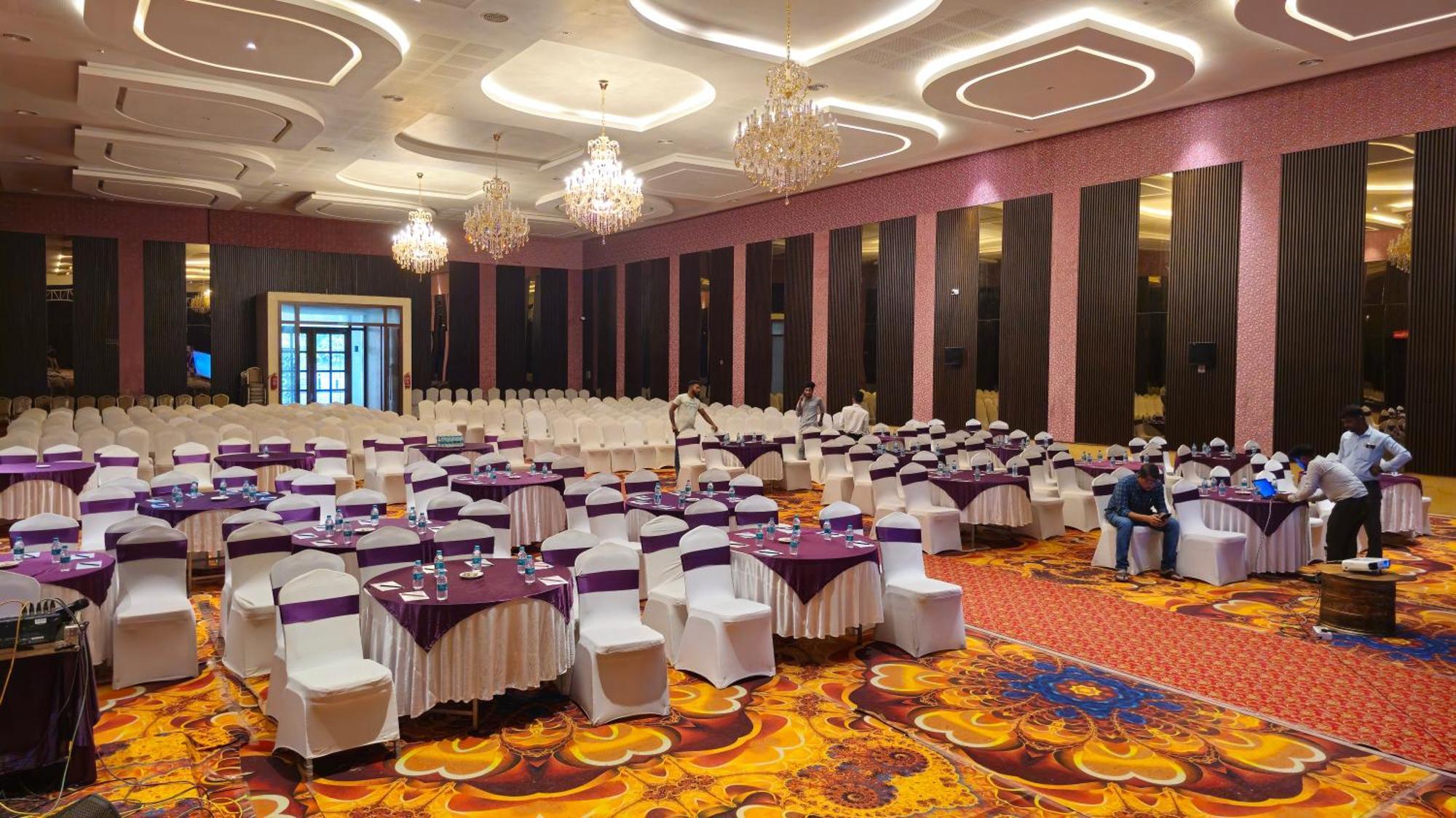 เมอริเดียน เบย์ รีสอร์ต แอนด์ สปา คันดาเปอร์ Hotel กุนดาปูร์ ภายนอก รูปภาพ