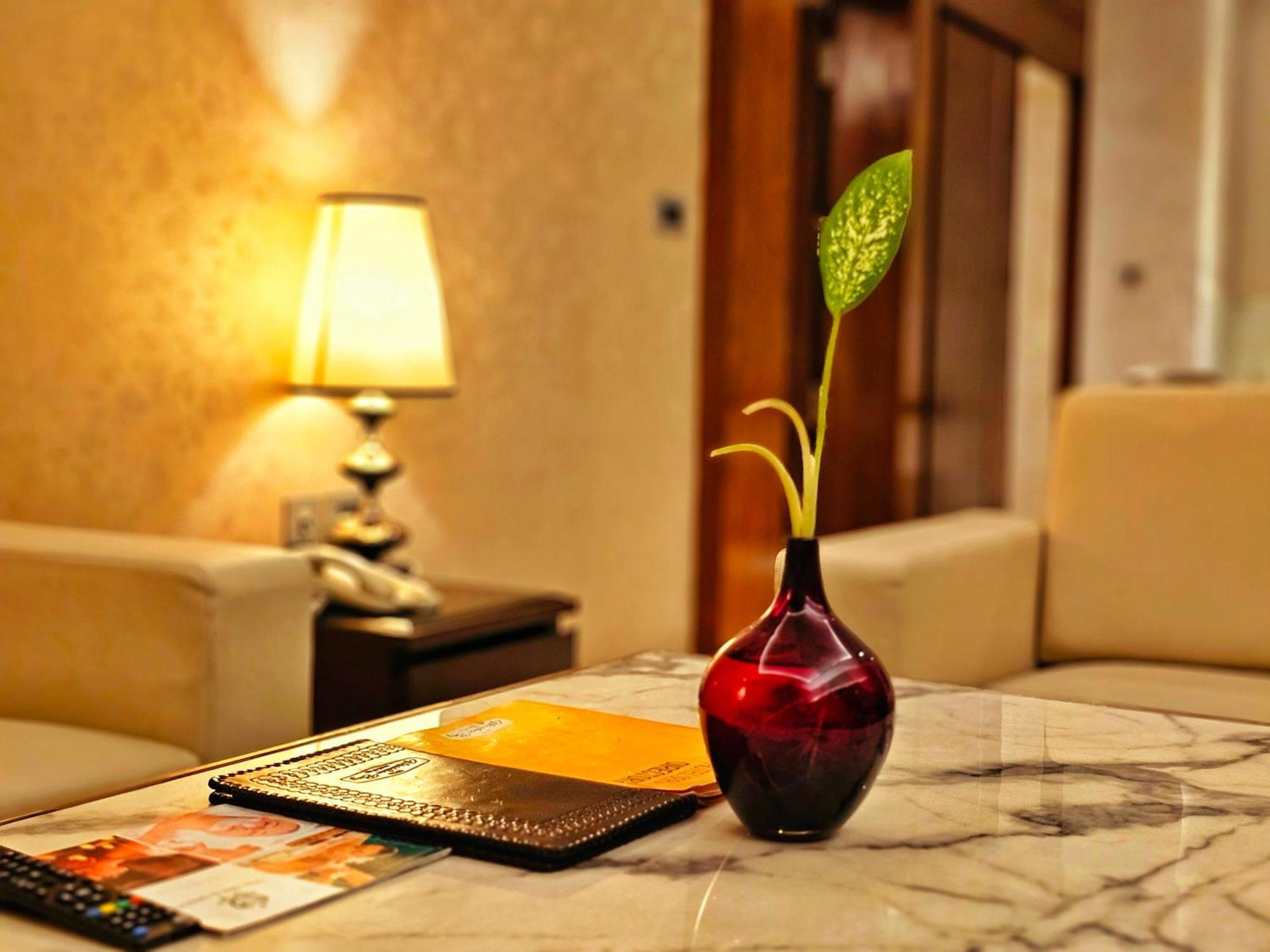 เมอริเดียน เบย์ รีสอร์ต แอนด์ สปา คันดาเปอร์ Hotel กุนดาปูร์ ภายนอก รูปภาพ